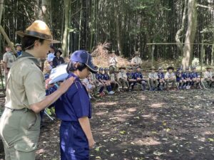 隊長がカブ隊へ送り出します
